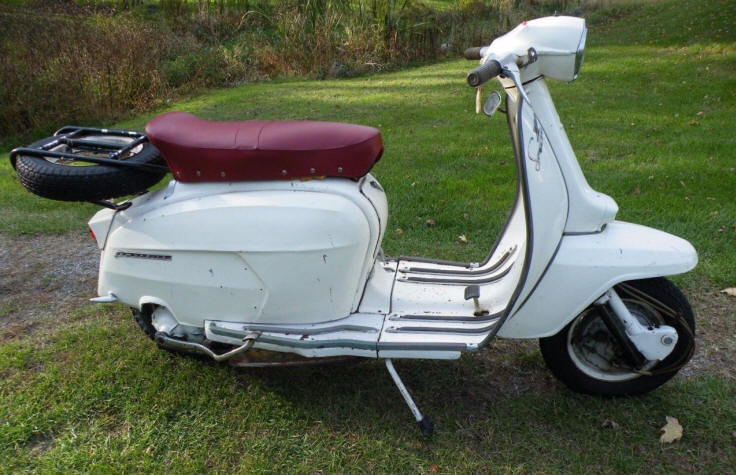 Lambretta SX 200 in Original White