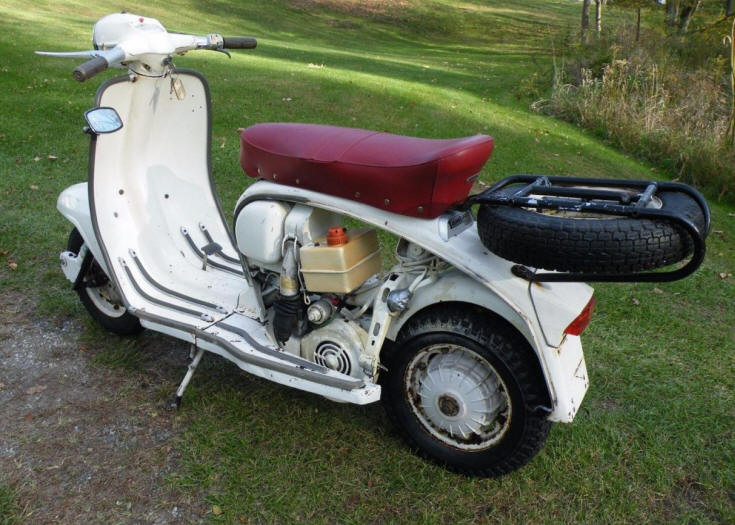 Lambretta SX 200 in Original White