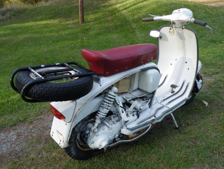 Lambretta SX 200 in Original White