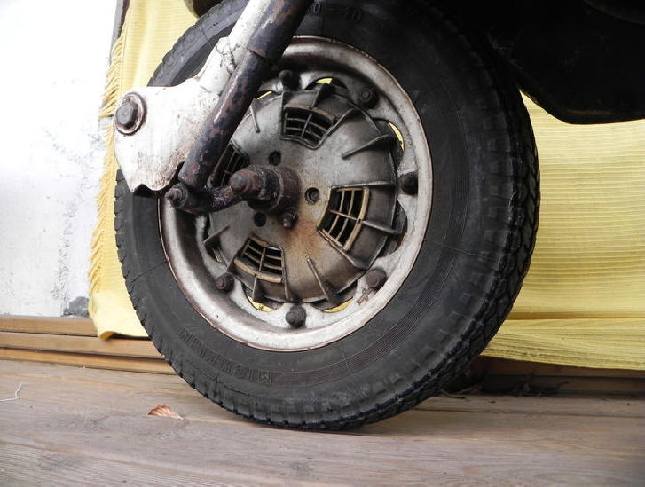 Lambretta TV 200 in Original White