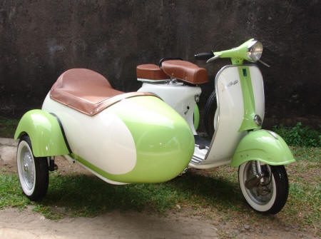 Vespa VBB 150 in Linden Green and White with Sidecar