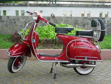 Vespa VBC in Red