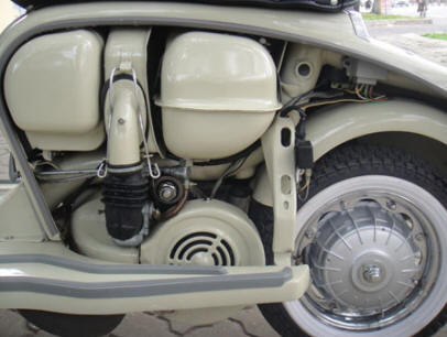 Lambretta LI Special Dark Ivory and Ribbon Blue