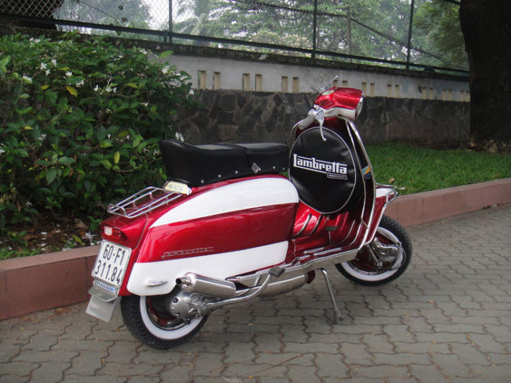 Lambretta TV 175 Series III Red and White