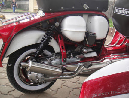 Lambretta TV 175 Series III Red and White