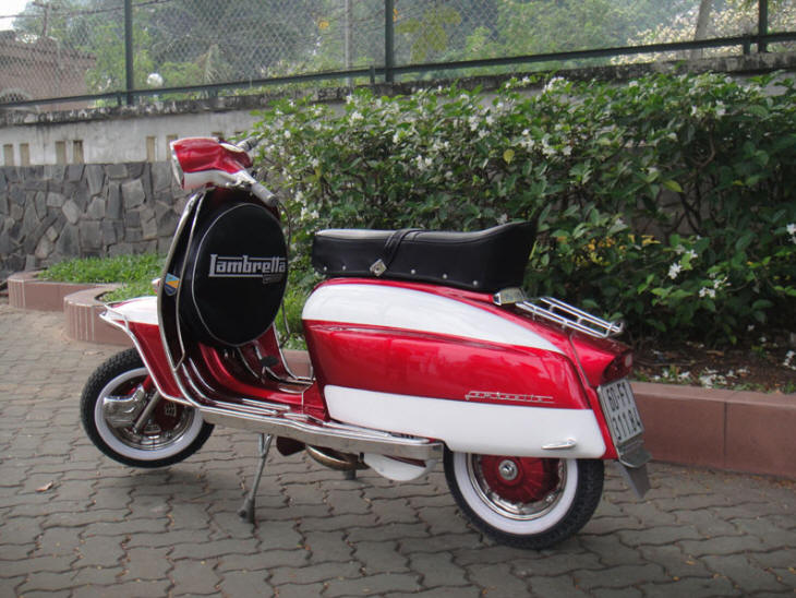 Lambretta TV 175 Series III Red and White