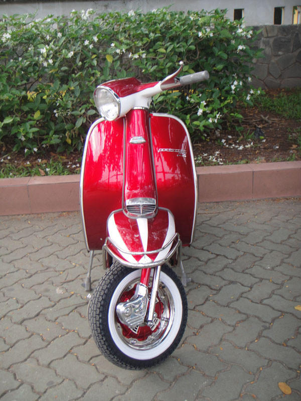 Lambretta TV 175 Series III Red and White