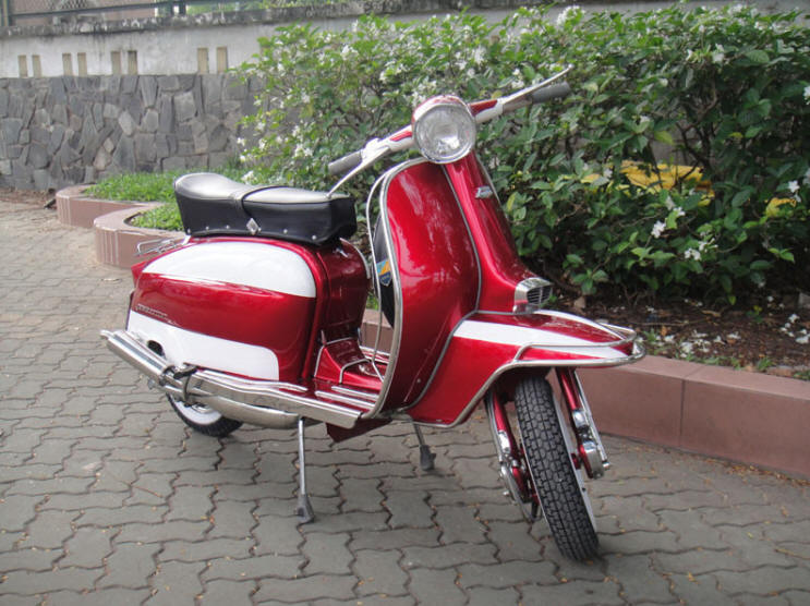 Lambretta TV 175 Series III Red and White