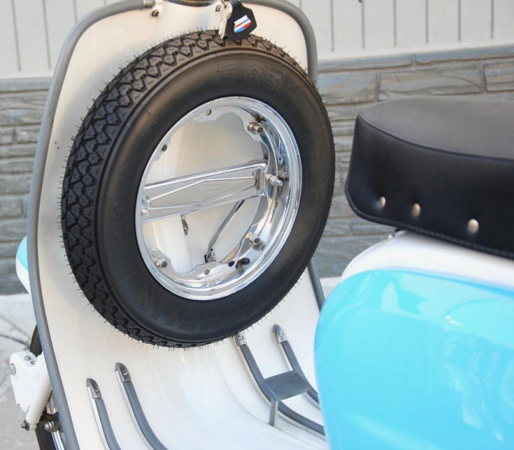 Lambretta TV 175 Series III White and Ribbon Blue
