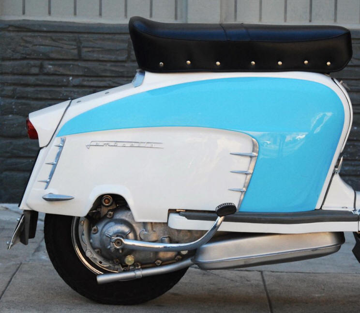 Lambretta TV 175 Series III White and Ribbon Blue