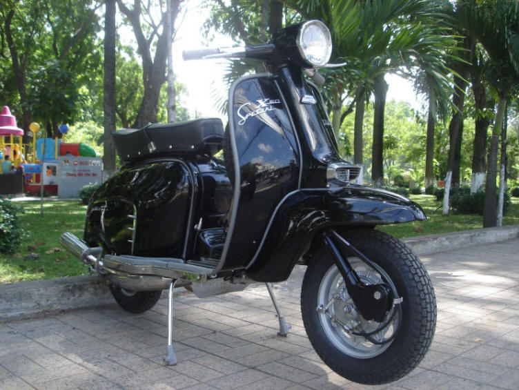 Lambretta LI Special Pure Black
