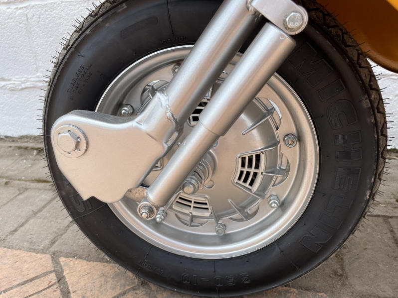 Lambretta GP 200 Yellow Ochre
