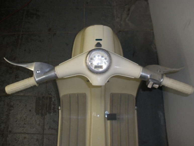 Lambretta TV 175 Series I Ivory