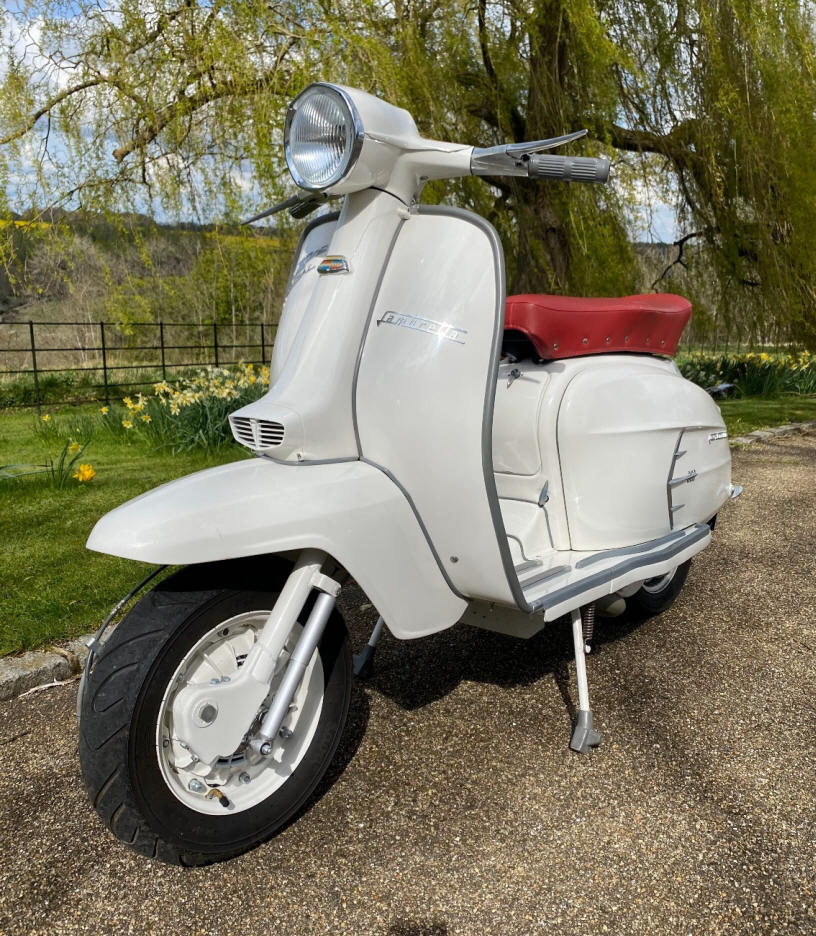 Lambretta SX200 in White