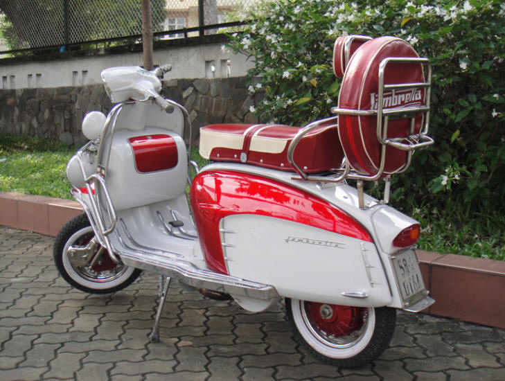 Lambretta LI Special White and Red