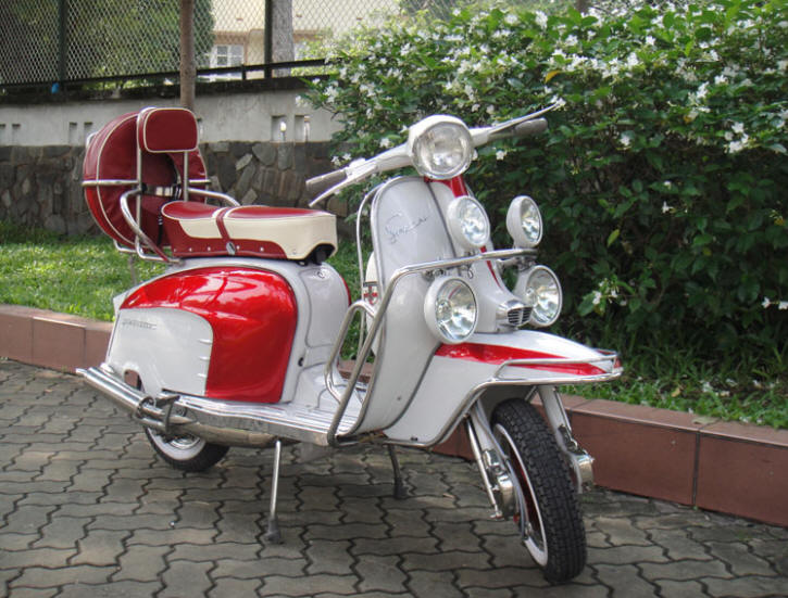Lambretta LI Special White and Red