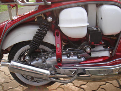 Lambretta LI Special Red and White MOD Target