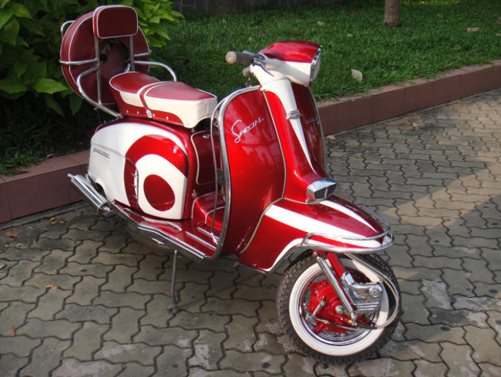 Lambretta LI Special Red and White MOD Target