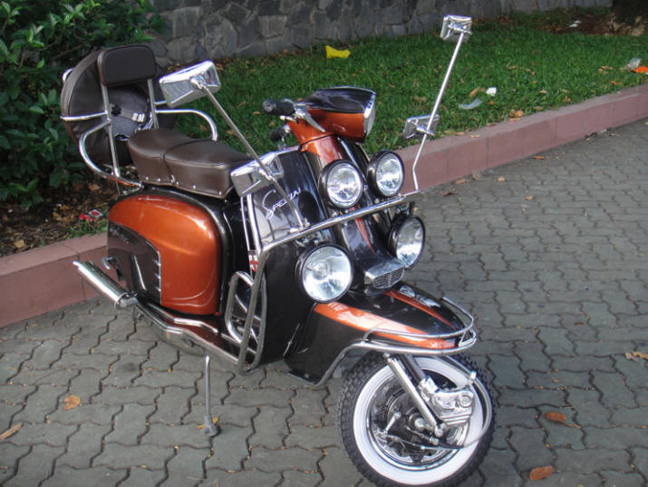 Lambretta LI Special Brown and Copper Brown