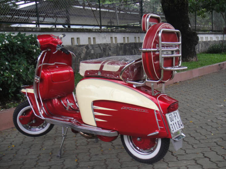 Lambretta LI Special Red and Ivory