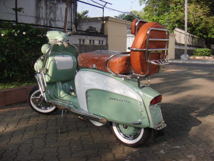 Lambretta LI Special Turquoise Blue and White