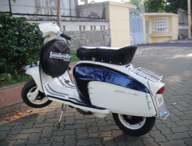 Lambretta LI Special White and Steel Blue