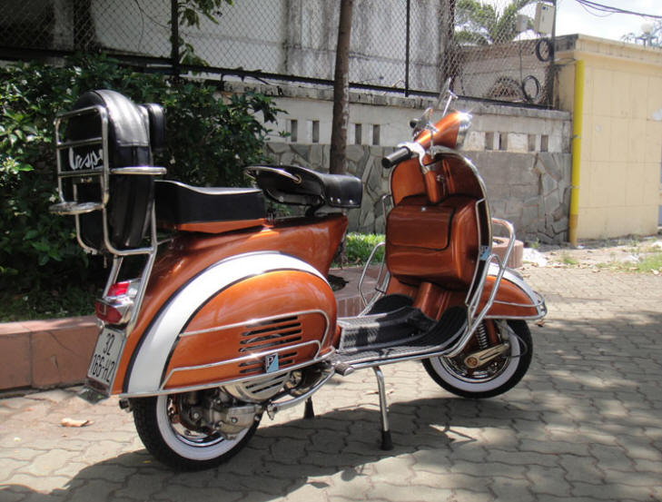 Vespa VBB Pure Orange and White