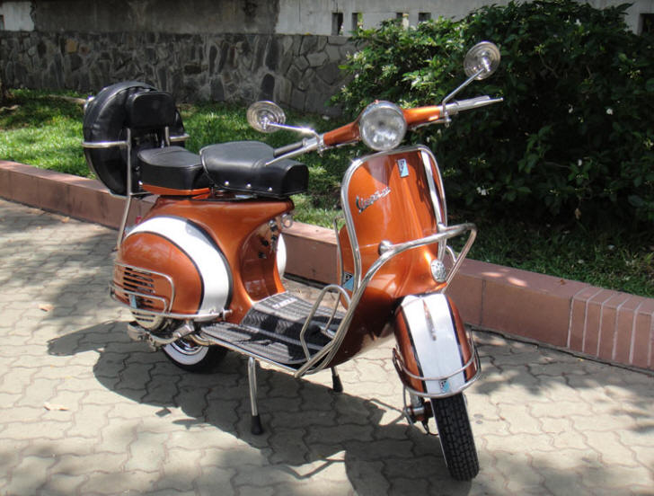 Vespa VBB Pure Orange and White