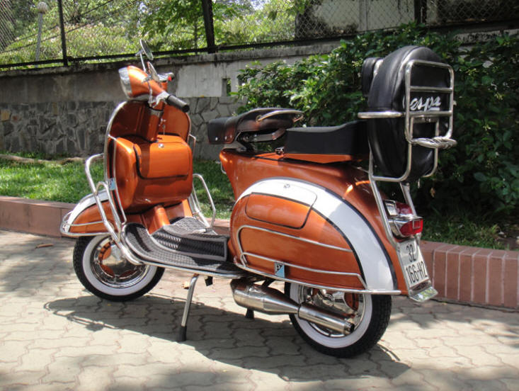 Vespa VBB Pure Orange and White