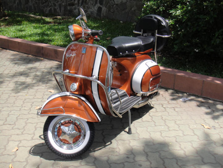 Vespa VBB Pure Orange and White