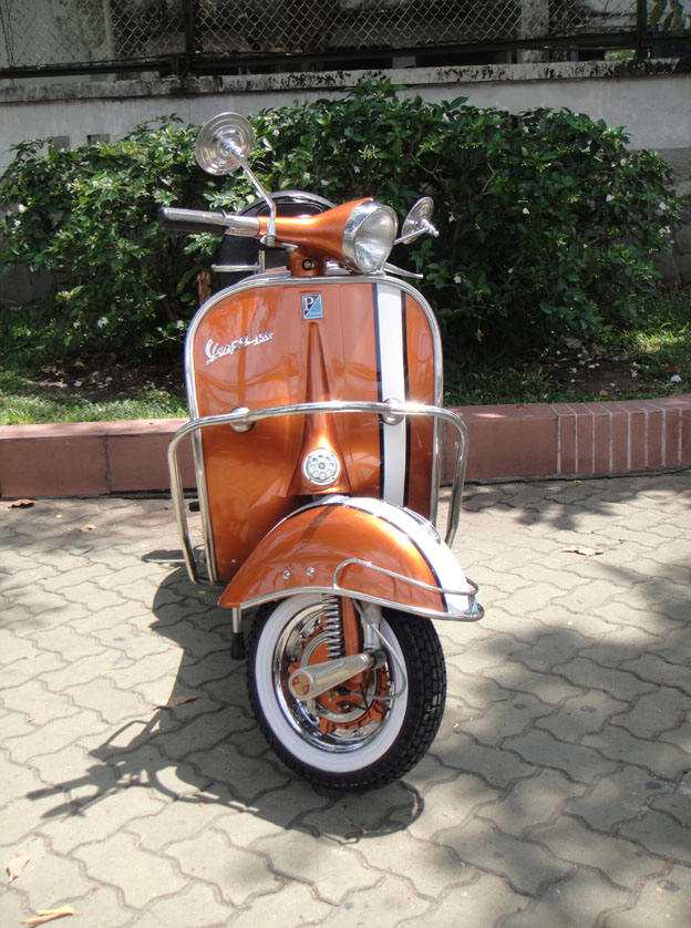 Vespa VBB Pure Orange and White