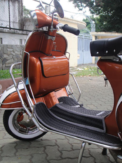 Vespa VBB Pure Orange and White