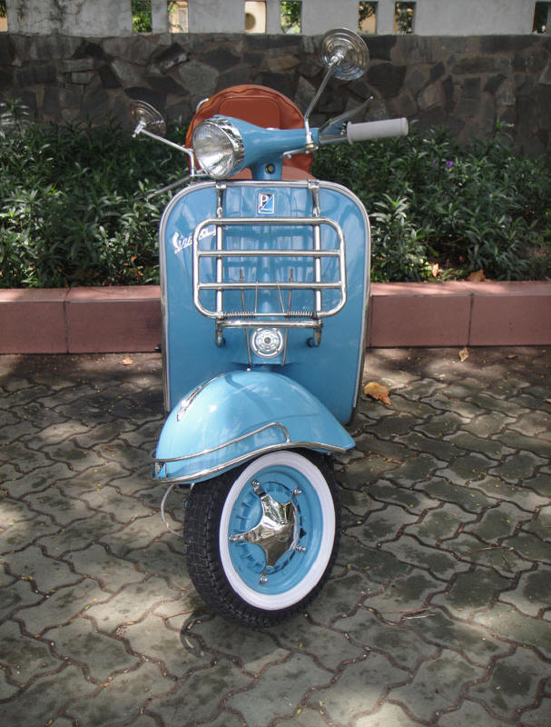 Vespa VBB Light Blue