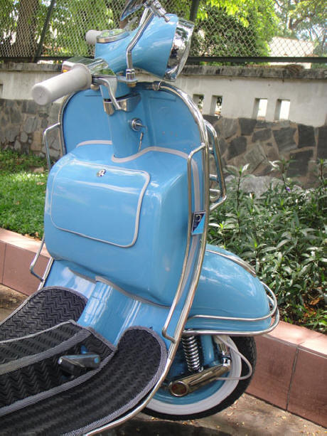 Vespa VBB Light Blue