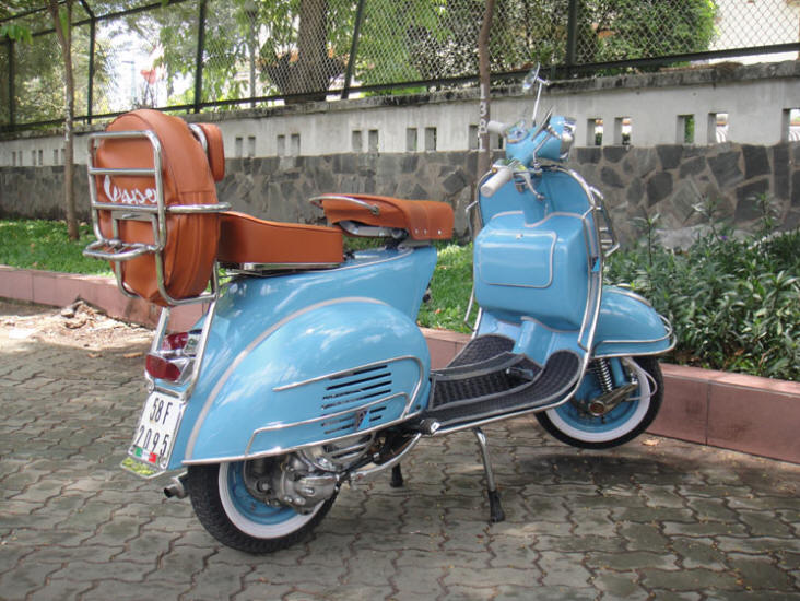 Vespa VBB Light Blue