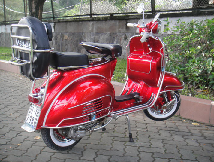 Vespa VBB Traffic Red