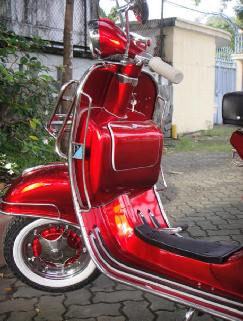 Vespa VBB Traffic Red