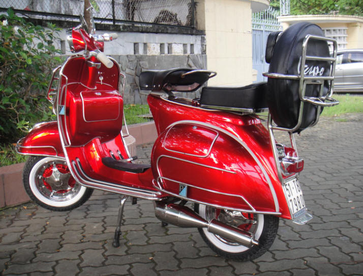 Vespa VBB Traffic Red