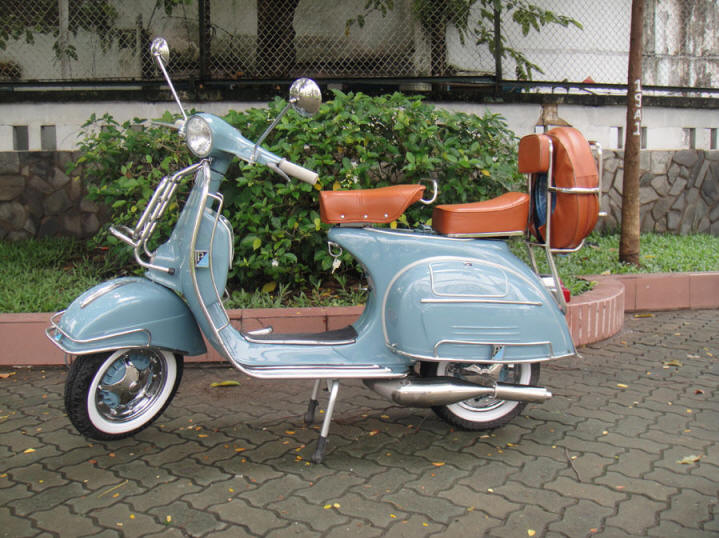Vespa VBC Pastel Blue