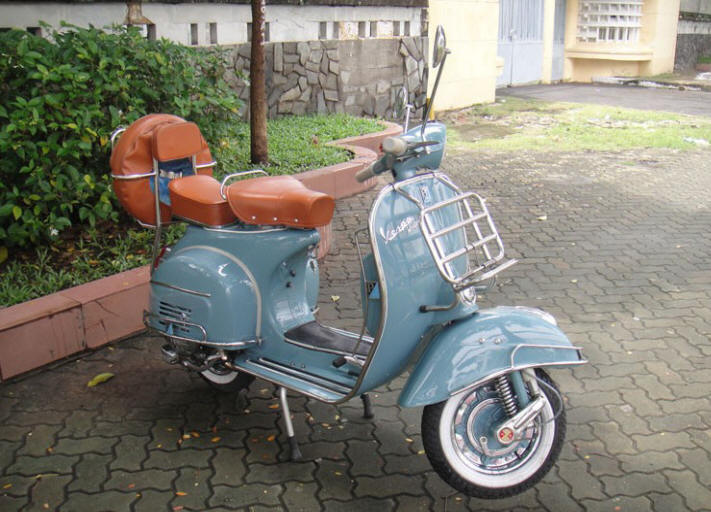 Vespa VBC Pastel Blue