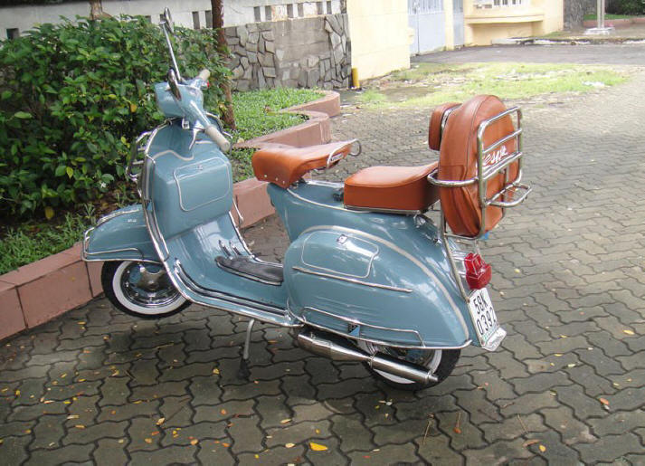 Vespa VBC Pastel Blue