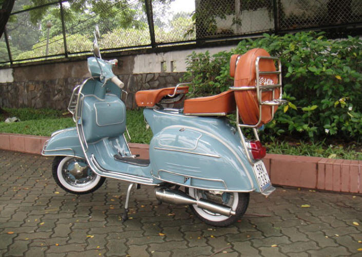 Vespa VBC Pastel Blue