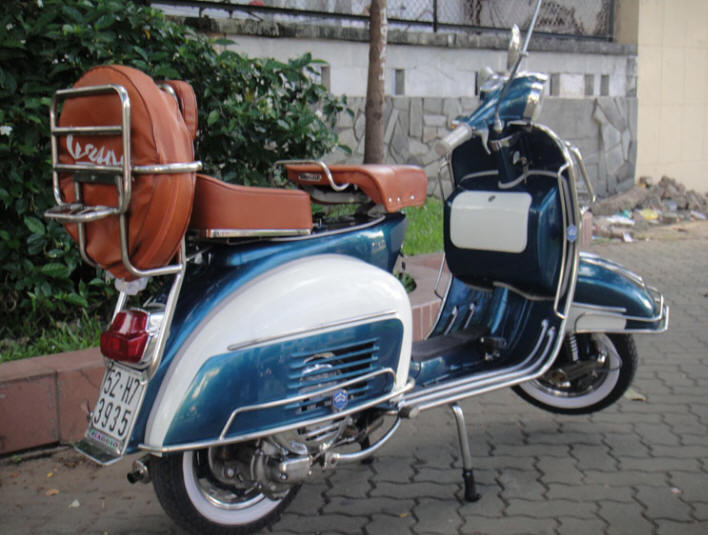 Vespa VLB Green Blue and White