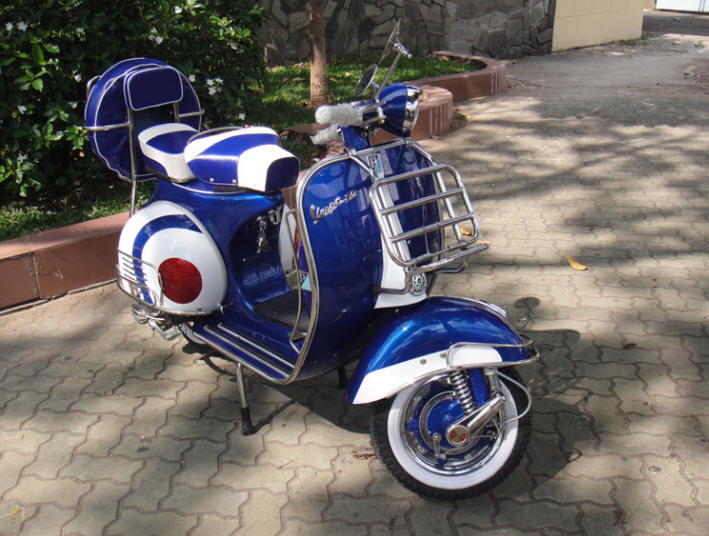Vespa VBB Blue and White MOD Target