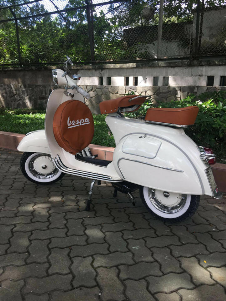Vespa VBB Ivory