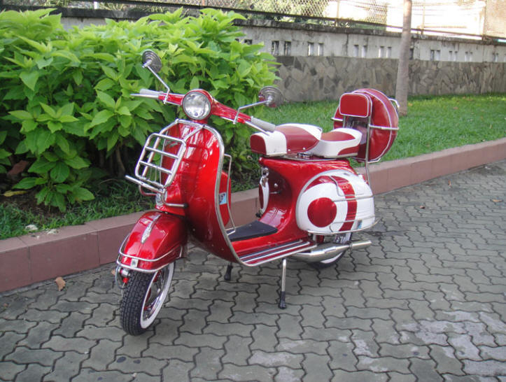 Vespa VBC Red and White MOD Target