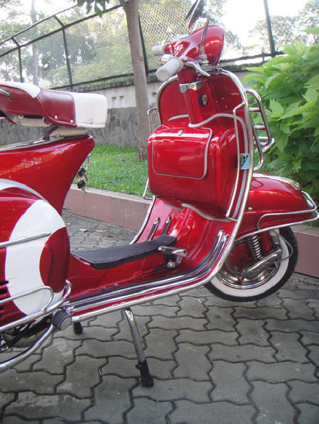 Vespa VBC Red and White MOD Target
