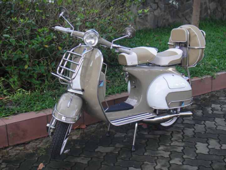 Vespa VBB Brown and White