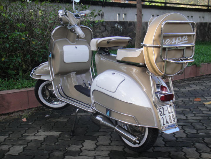 Vespa VBB Brown and White