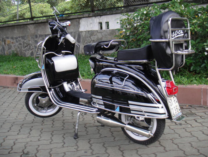 Vespa VBC Black and Silver Metallic